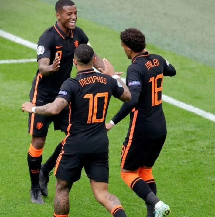  索肖中场核心远射建功，助球队打破僵局