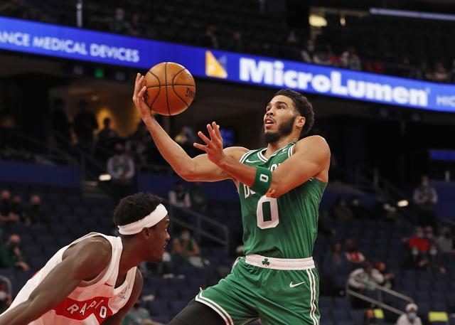  塔图姆全面发挥凯尔特人轻取活塞豪取六连胜